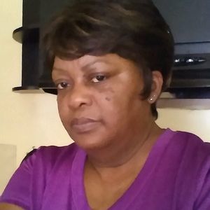 Meet your Posher, Debra